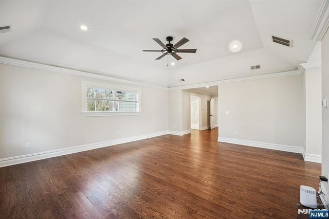 79 Ryerson Avenue, Oakland, NJ 07436