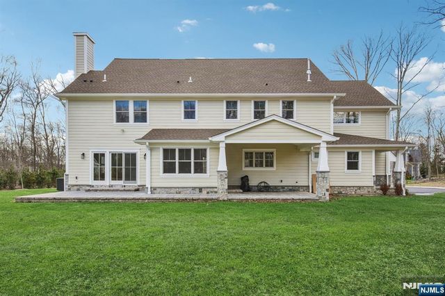 79 Ryerson Avenue, Oakland, NJ 07436