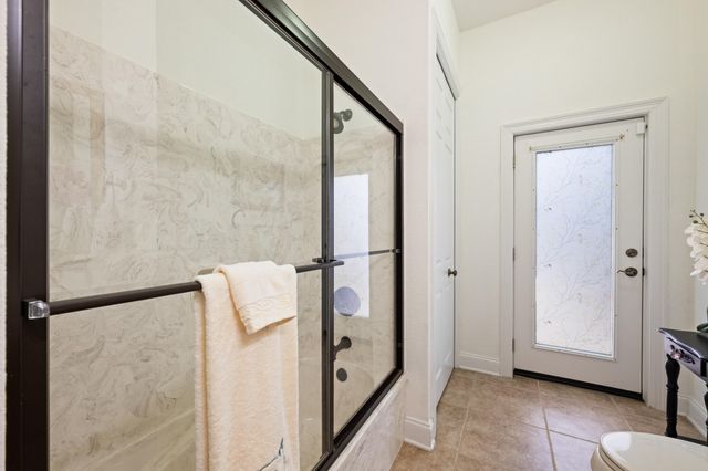 2615 Masters Boulevard, Navarre, FL 32566