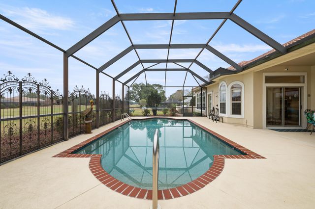 2615 Masters Boulevard, Navarre, FL 32566