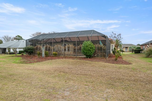 2615 Masters Boulevard, Navarre, FL 32566