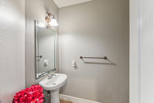 3608 Mahejan Drive, Pearland, TX 77584
