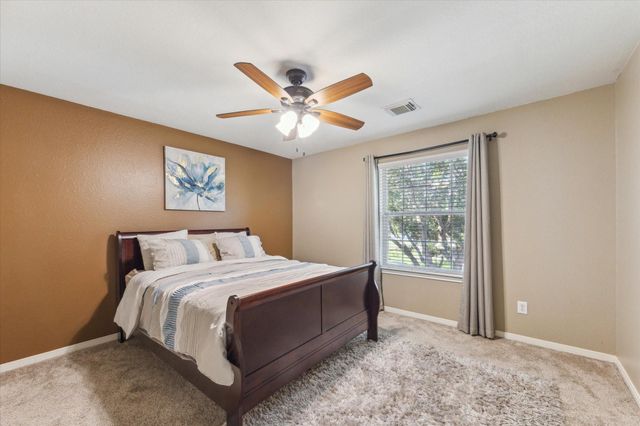 3608 Mahejan Drive, Pearland, TX 77584
