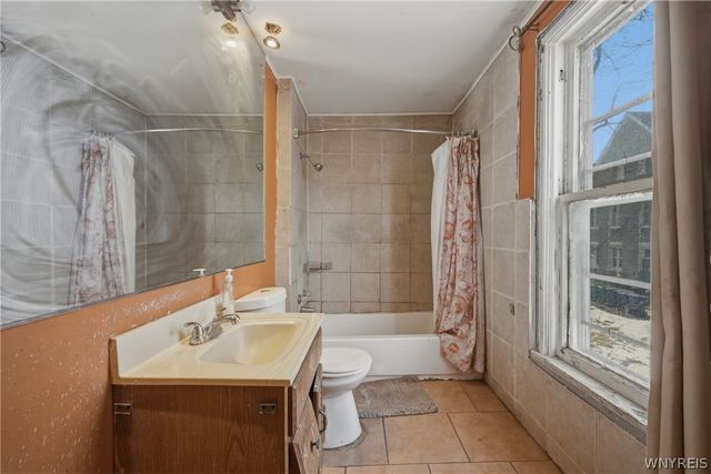 64 Verplanck Street, Buffalo, NY 14208