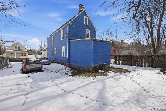 64 Verplanck Street, Buffalo, NY 14208