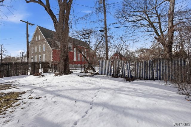 64 Verplanck Street, Buffalo, NY 14208