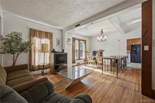 64 Verplanck Street, Buffalo, NY 14208