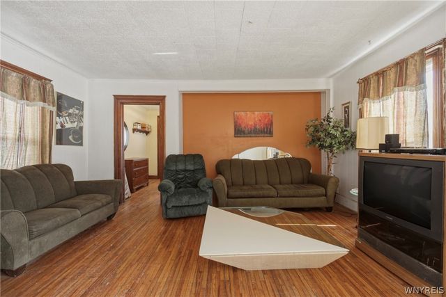 64 Verplanck Street, Buffalo, NY 14208