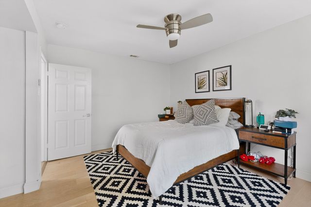 6130 Lakeshore Drive, Dallas, TX 75214