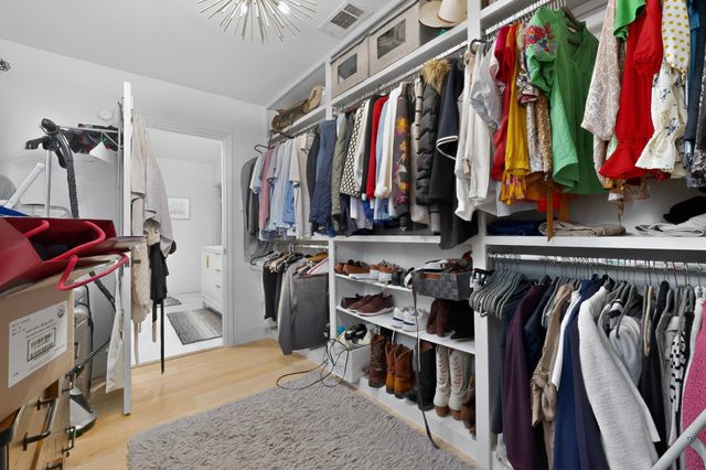 6130 Lakeshore Drive, Dallas, TX 75214