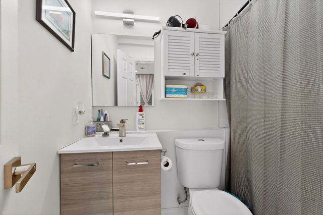 6130 Lakeshore Drive, Dallas, TX 75214