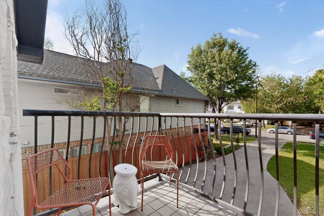 6130 Lakeshore Drive, Dallas, TX 75214