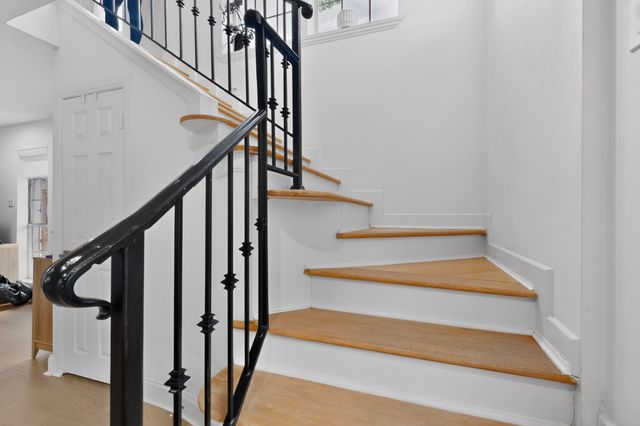 6130 Lakeshore Drive, Dallas, TX 75214