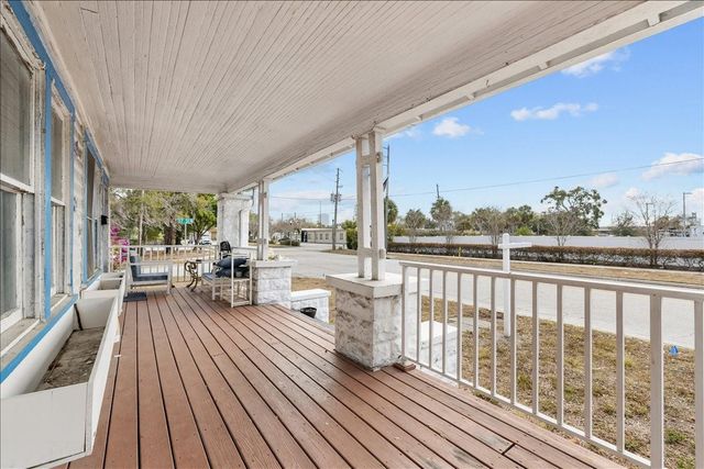 1703 7TH AVENUE N, St Petersburg, FL 33713