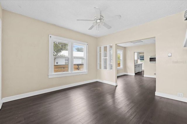 1703 7TH AVENUE N, St Petersburg, FL 33713