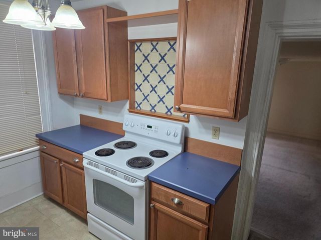 218 W RACE ST, Martinsburg, WV 25401