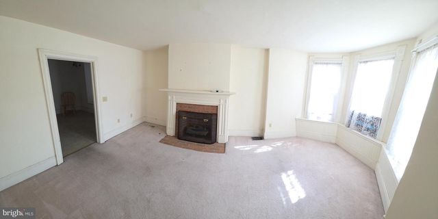 218 W RACE ST, Martinsburg, WV 25401