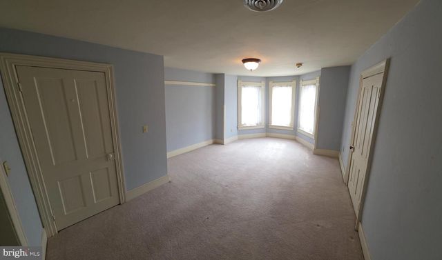 218 W RACE ST, Martinsburg, WV 25401