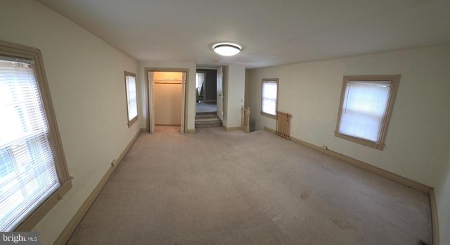 218 W RACE ST, Martinsburg, WV 25401