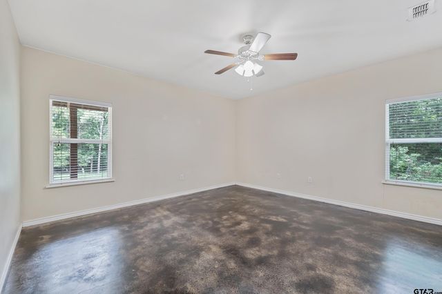 22253 County Road 422, Lindale, TX 75771