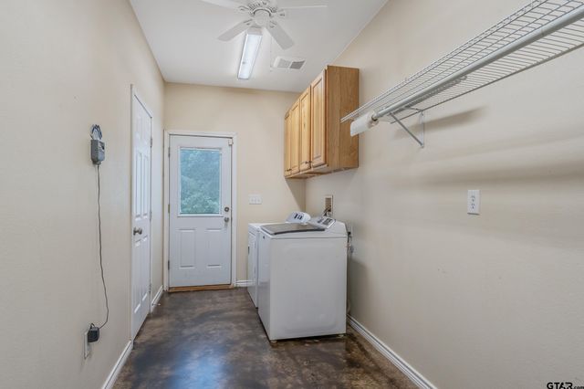 22253 County Road 422, Lindale, TX 75771