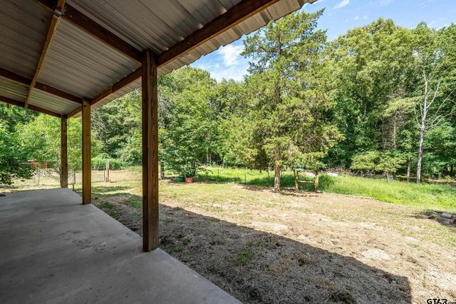 22253 County Road 422, Lindale, TX 75771