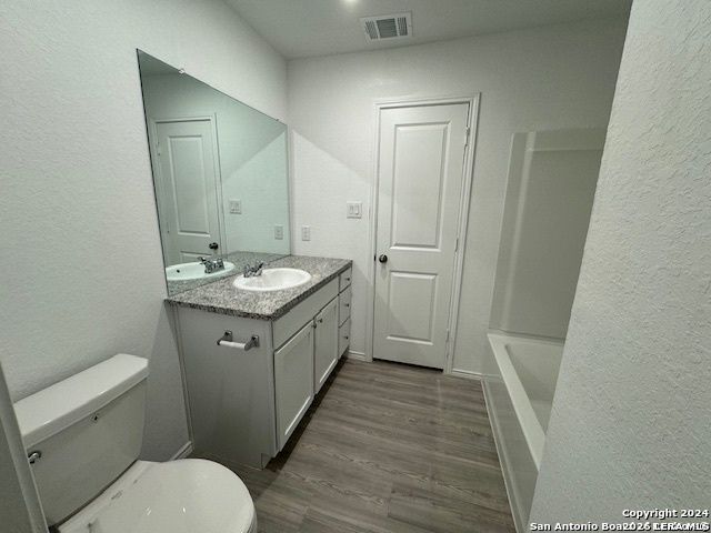 7010 SOLAR RDG, San Antonio, TX 78252