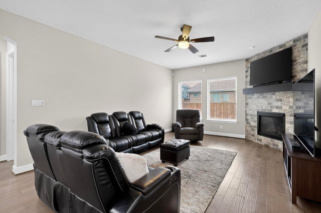 1102 Rendon Place, Mansfield, TX 76063