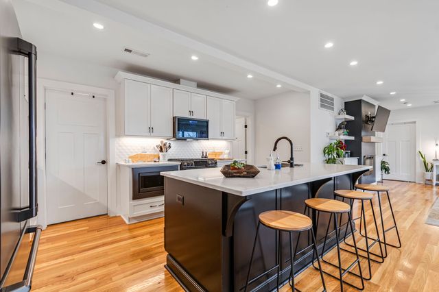 1824B 5th Ave N, Nashville, TN 37208