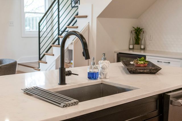 1824B 5th Ave N, Nashville, TN 37208