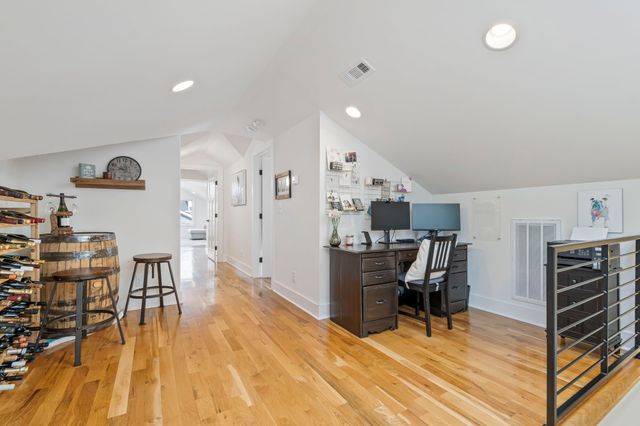 1824B 5th Ave N, Nashville, TN 37208