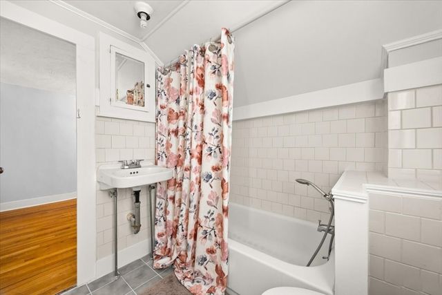 622 County St, New Bedford, MA 02740