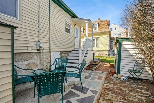 622 County St, New Bedford, MA 02740