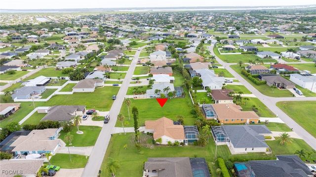 2247 SW 27th ST, Cape Coral, FL 33914