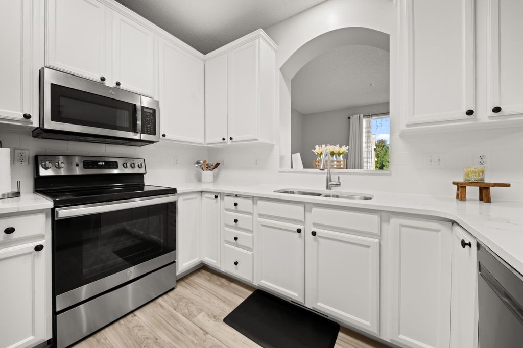 7522 Southridge Court, Savage, MN 55378 — photo 5