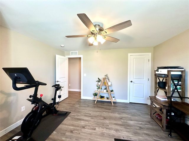 2239 Crestwood Lane, Marion, IA 52302