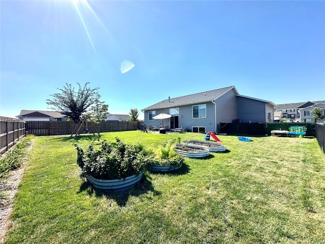 2239 Crestwood Lane, Marion, IA 52302