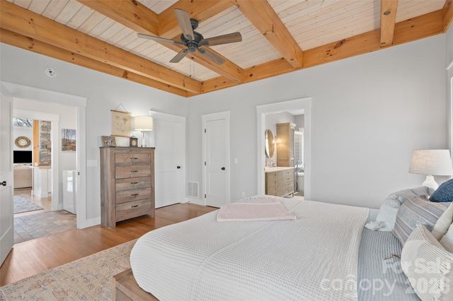 310 Peaks Creek Trail, Maggie Valley, NC 28751