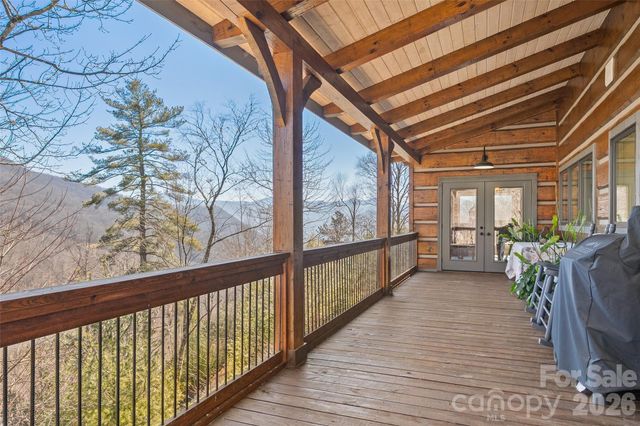 310 Peaks Creek Trail, Maggie Valley, NC 28751