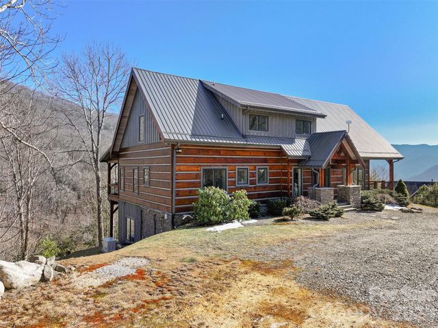 310 Peaks Creek Trail, Maggie Valley, NC 28751