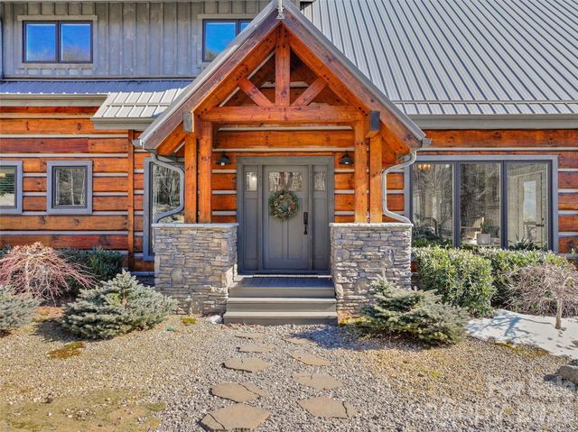 310 Peaks Creek Trail, Maggie Valley, NC 28751