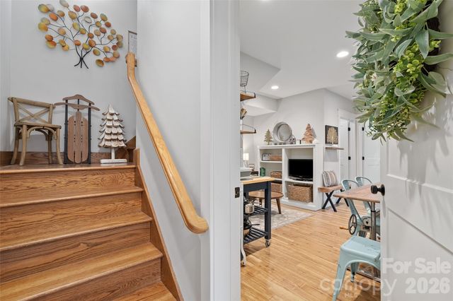 310 Peaks Creek Trail, Maggie Valley, NC 28751