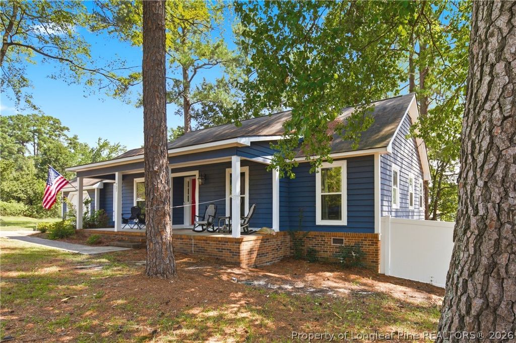 737 Maxine Street, Fayetteville, NC 28303 — photo 2