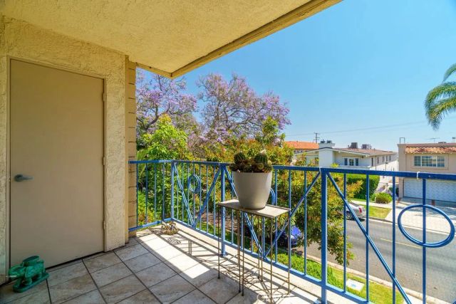 1110 W 10th 104, San Pedro, CA 90731