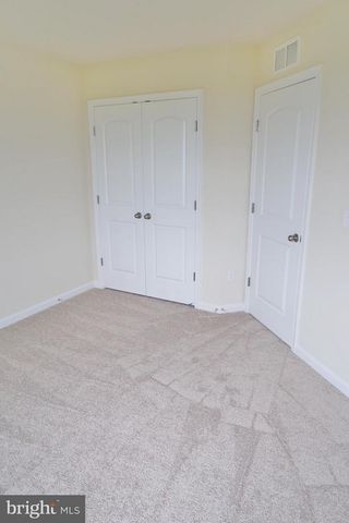 48 NIBLICK SQ, Front Royal, VA 22630