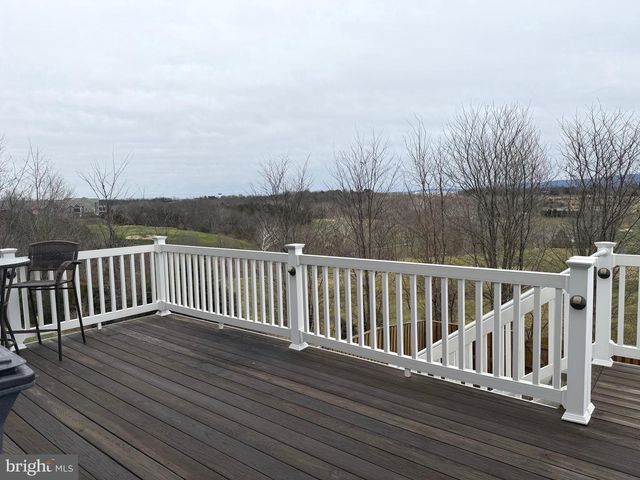 48 NIBLICK SQ, Front Royal, VA 22630