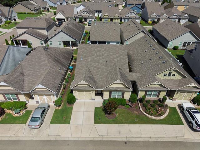 518 Riverview Lane, Canton, GA 30114