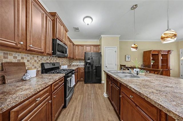 518 Riverview Lane, Canton, GA 30114