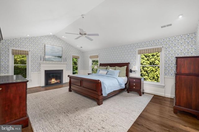 10837 S GLEN RD, Potomac, MD 20854