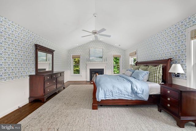 10837 S GLEN RD, Potomac, MD 20854